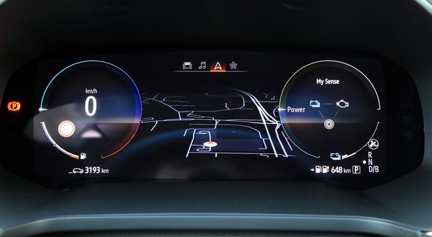 Renault i Dacia ograniczą prędkość maksymalną nowych aut do 180 km/h