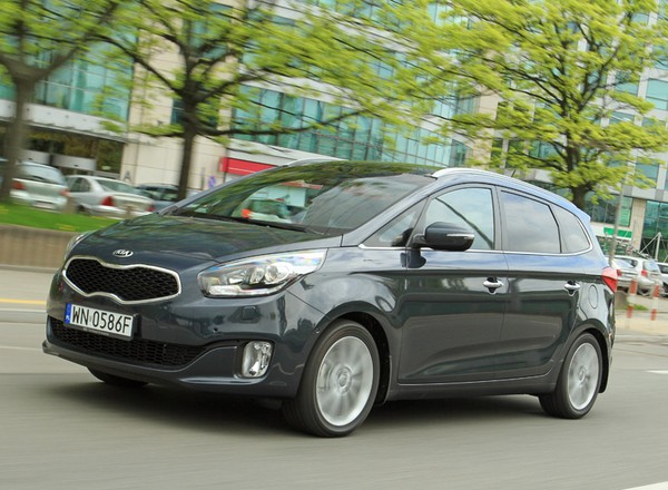 Test Kii Carens 1.7 CRDI: van bez kompleksów