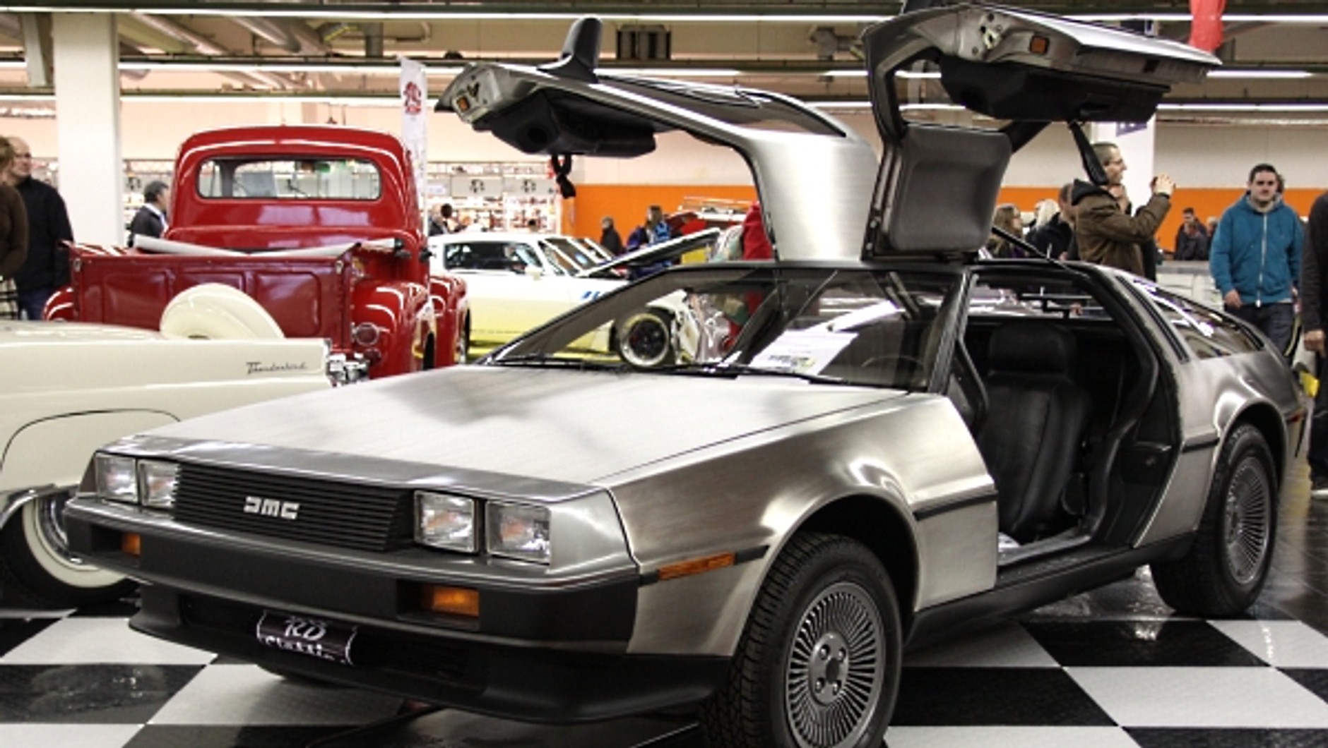 DeLorean DMC-12