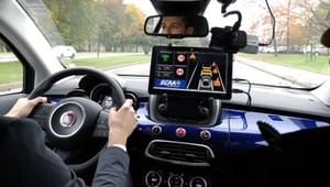 Łączność 5G w samochodzie - po co to komu?