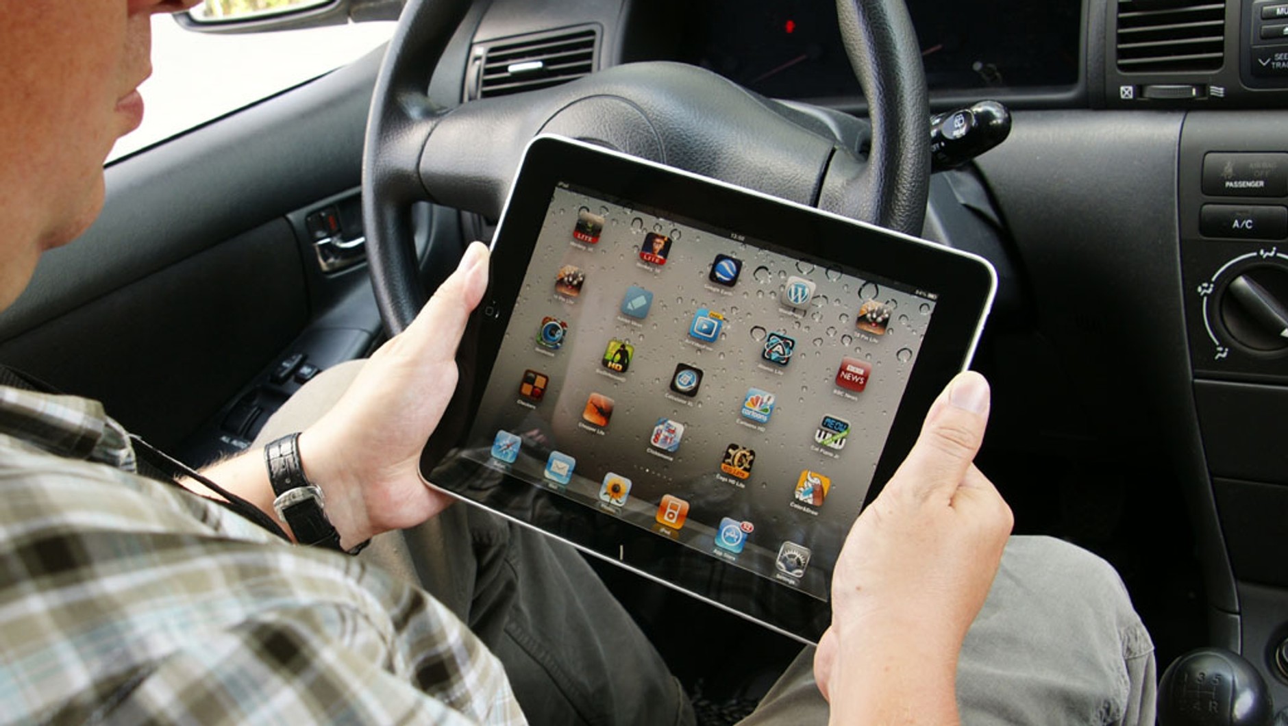 Czy iPad przyda się w samochodzie?