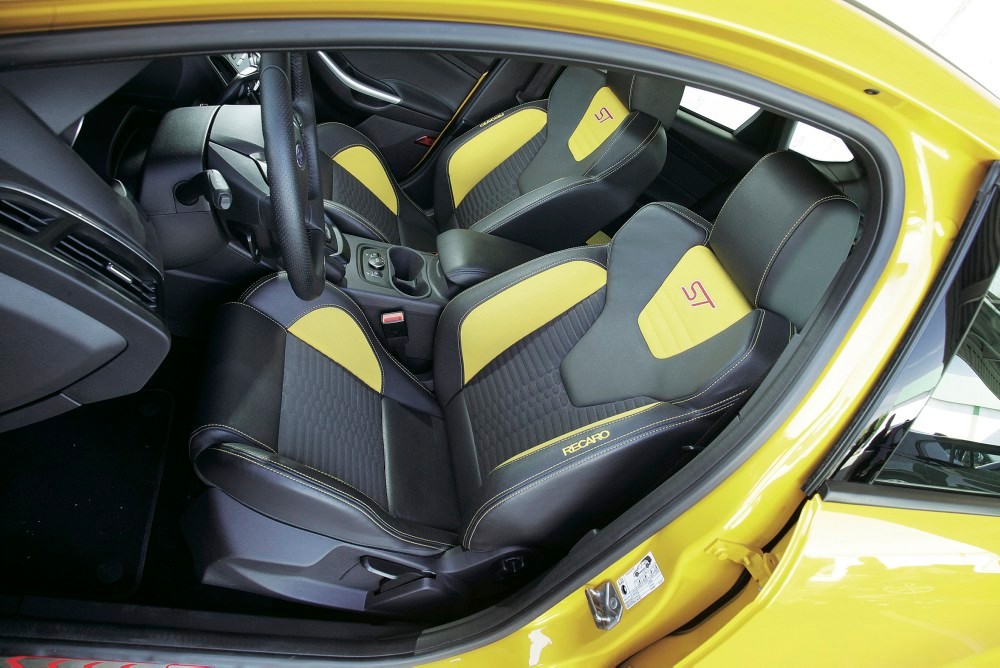 Fotele Forda Focusa ST