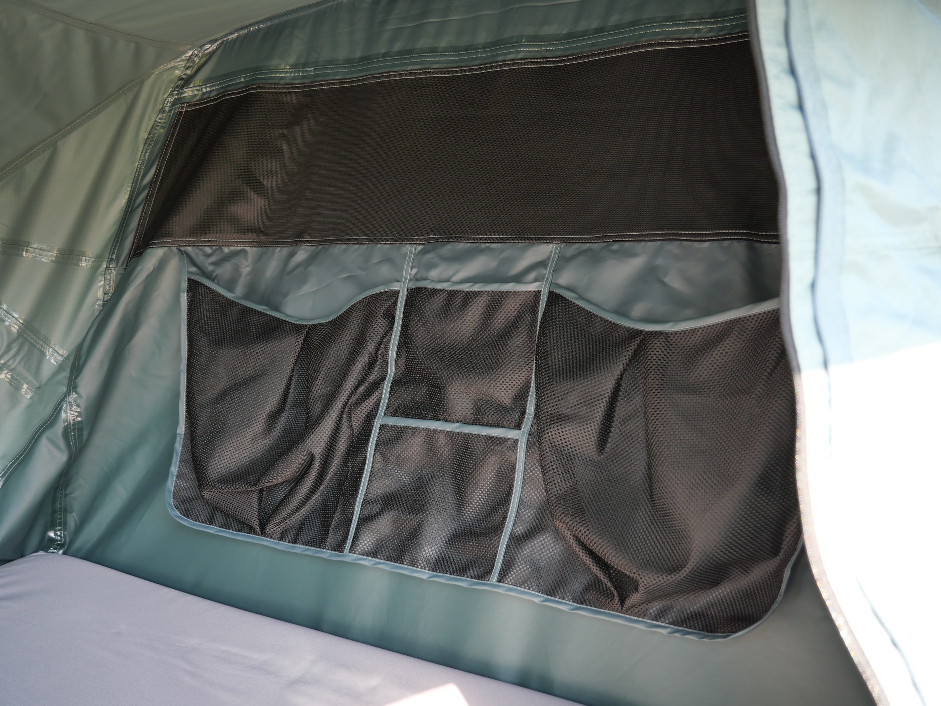 Namiot na hak Thule Outset