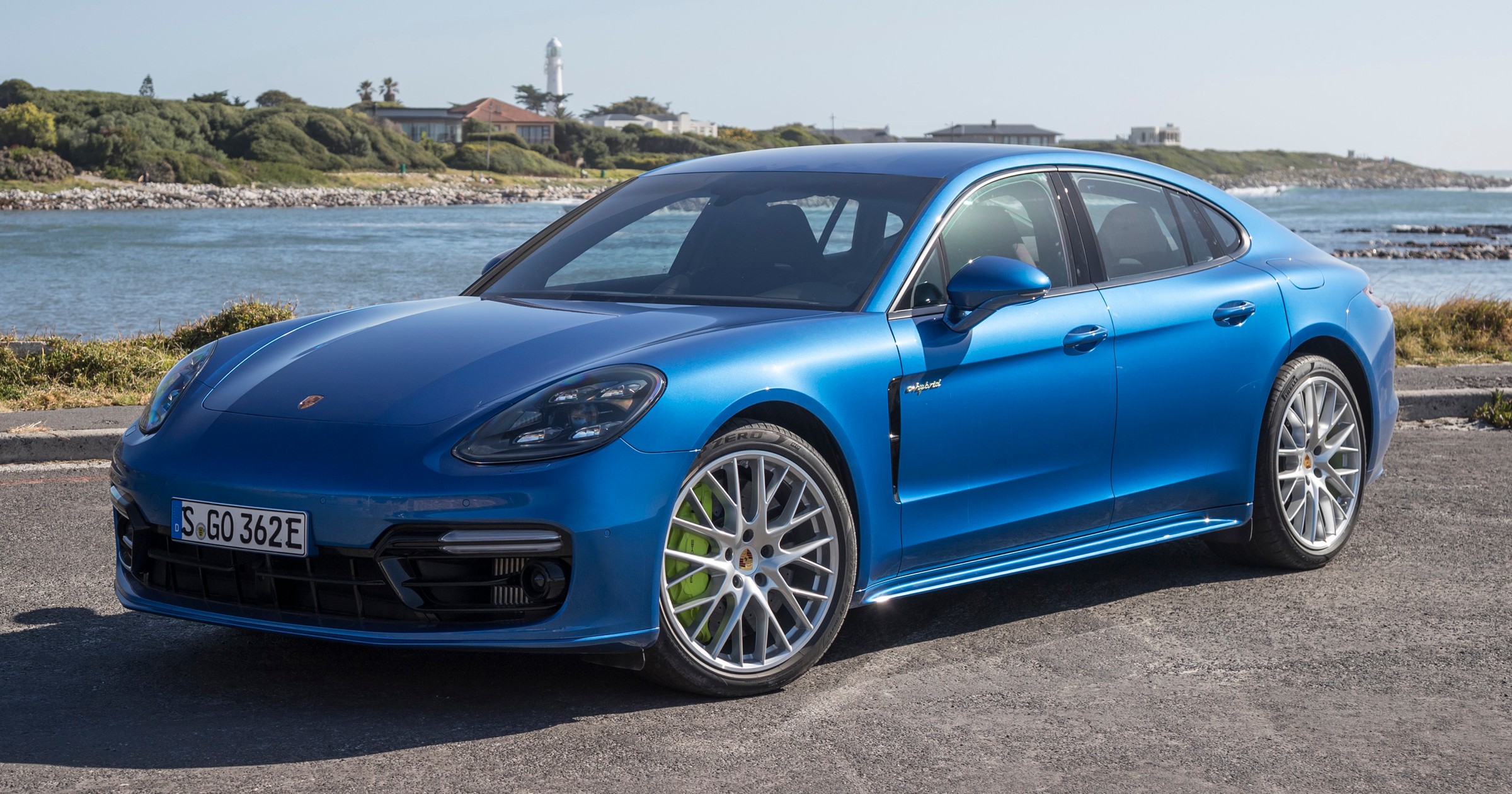 Porsche Panamera 4 S Hybrid