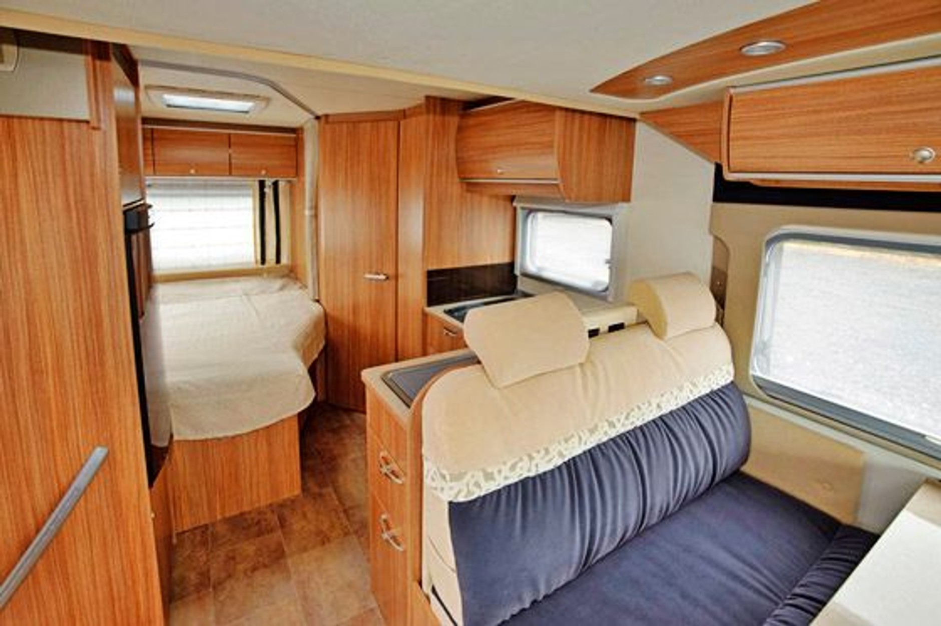 Bürstner oferuje 5 wersji tego kampera.