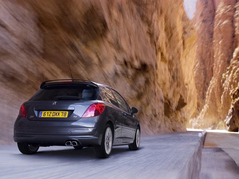 Peugeot w Genewie: 207 RC – szybko i oszczędnie