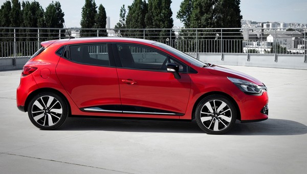 Kupujemy używane Renault Clio. Tanie i dobre, choć są pułapki