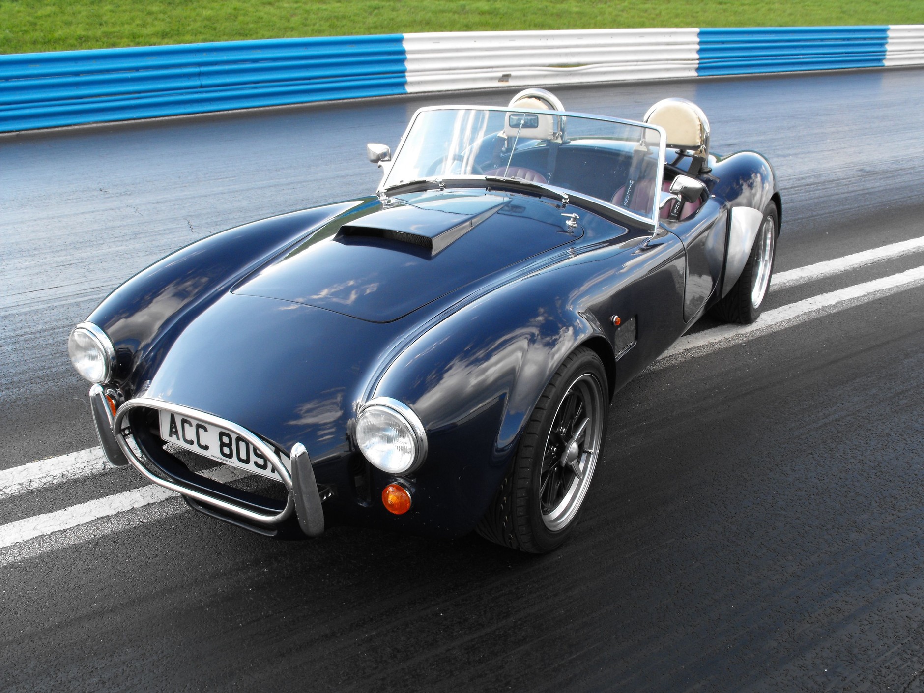 Fani czterech kółek w akcji