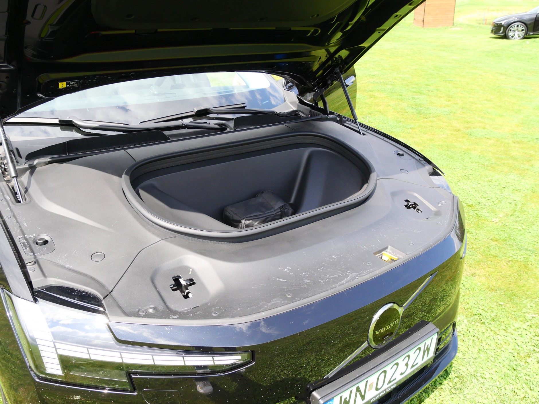 Volvo ES90. Flagowa, elektryczna limuzyna Volvo