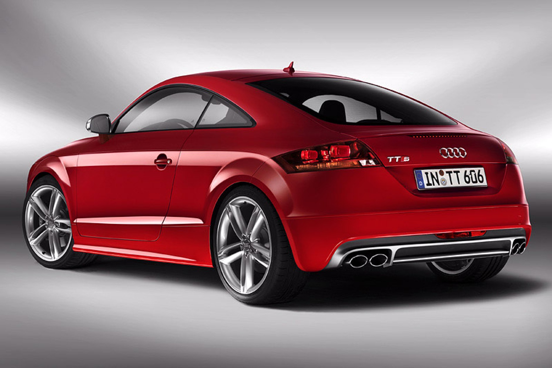 Audi TTS: 200 kW z 2,0 TFSI (oficjalne informacje)
