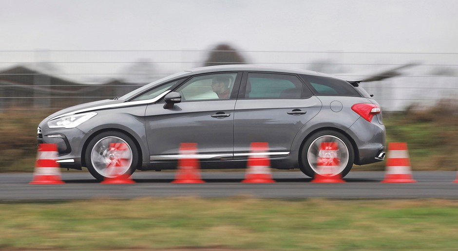 Inne auta hybrydowe - Citroen DS5 Hybrid4