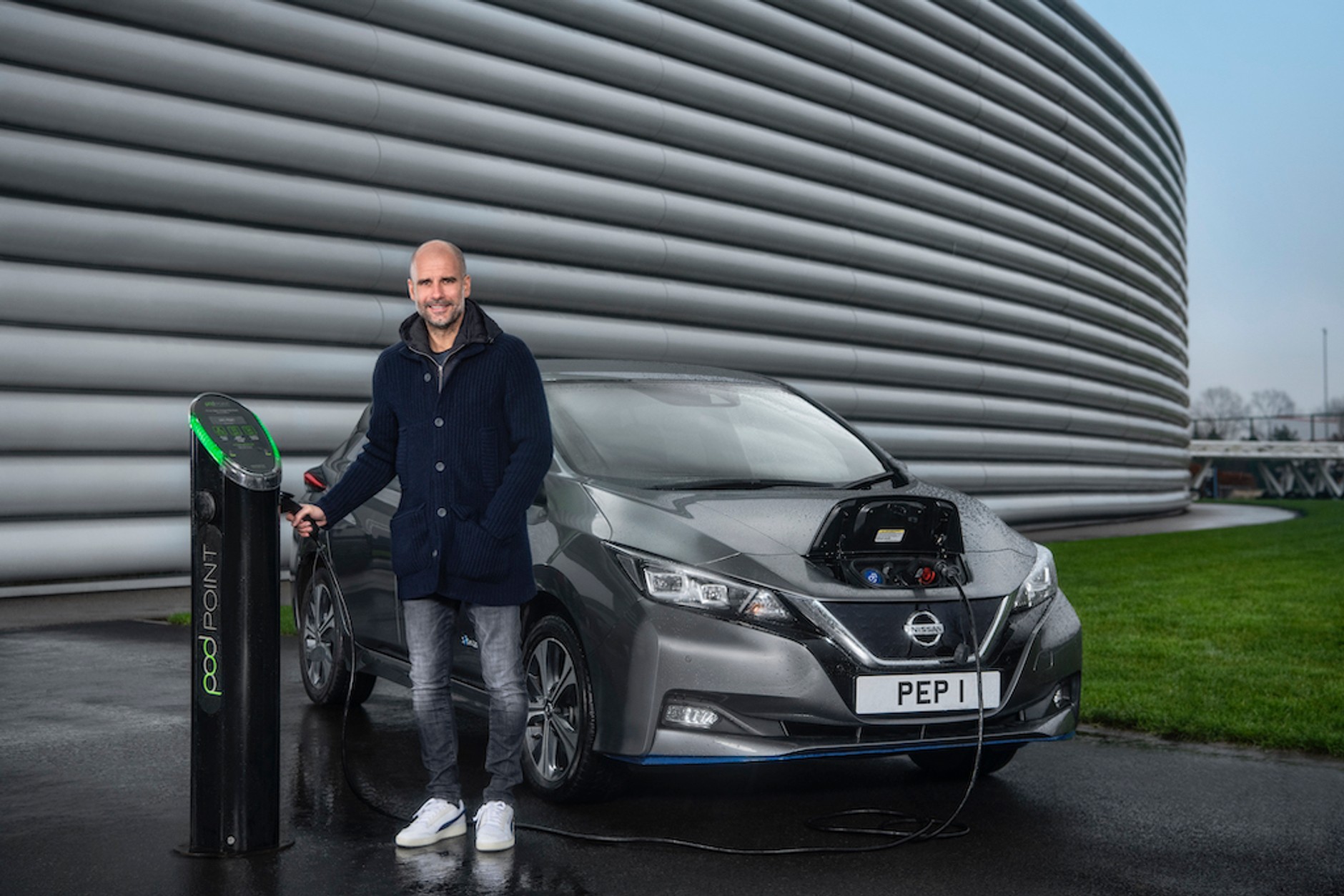 Pep Guardiola i Nissan Leaf