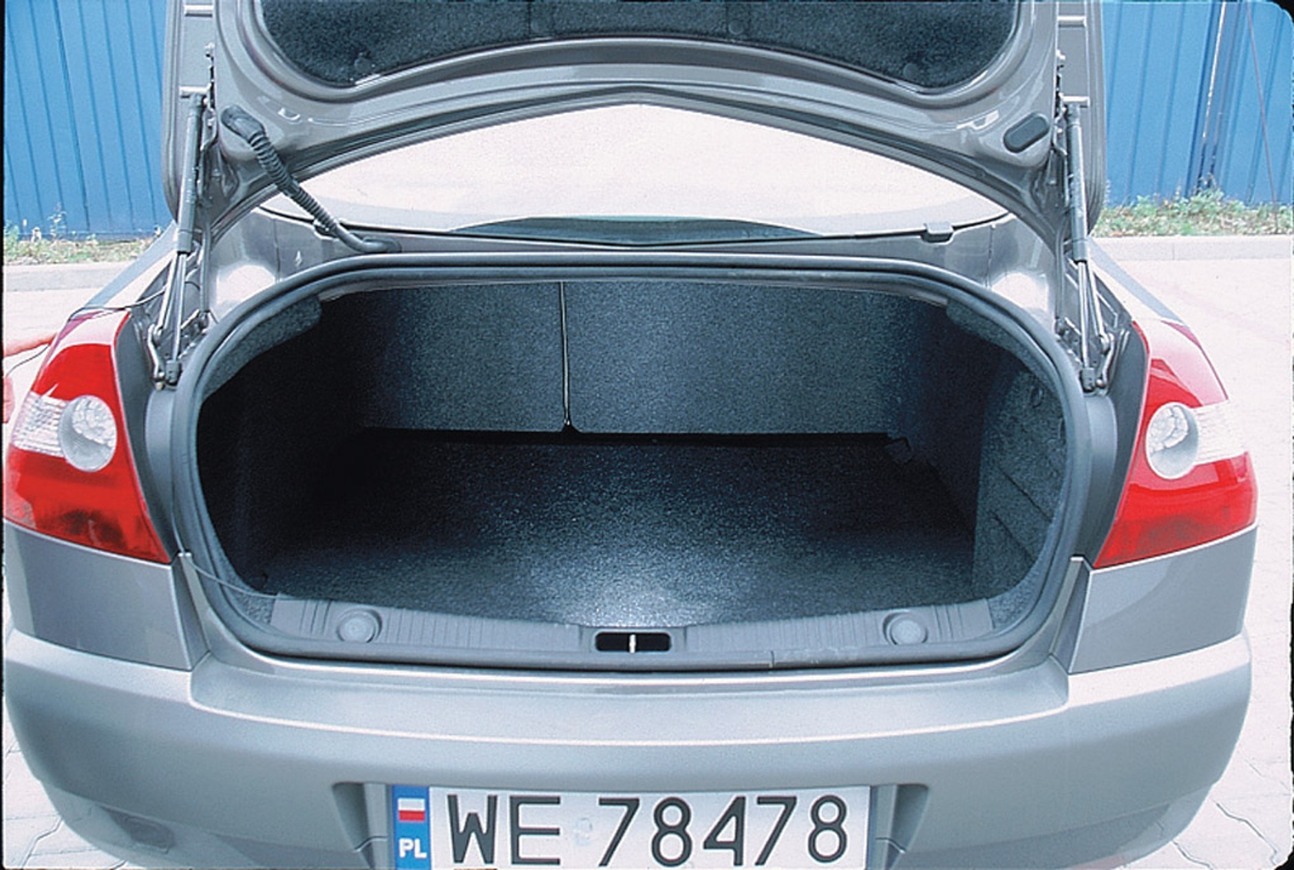 Renault Megane II: mała cena, duży kufer, średnia trwałość