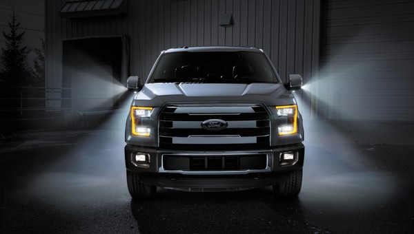 Pierwszy pikap z systemem LED