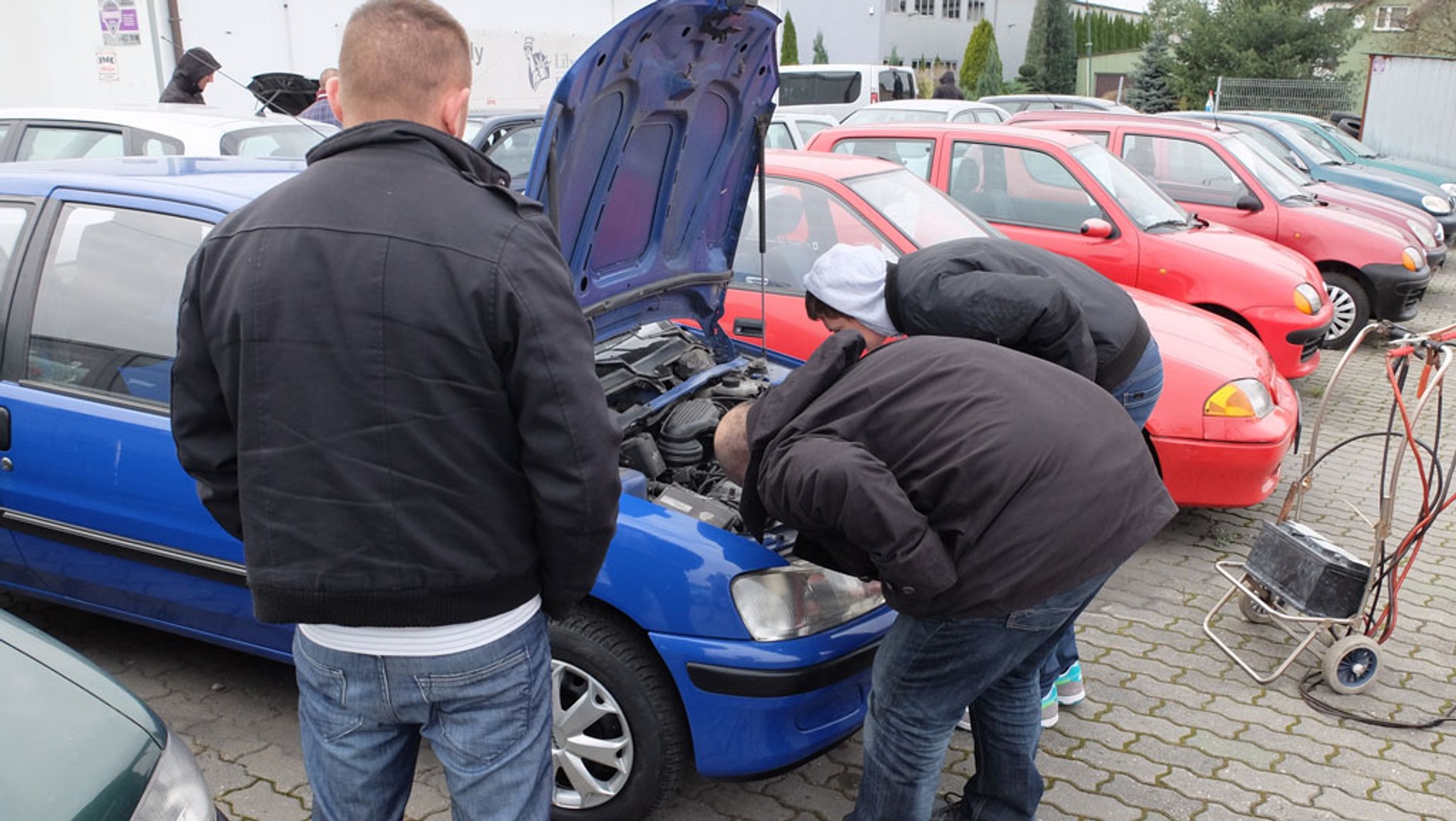 Jeszcze nie tak dawno temu w Polsce najlepiej sprzedawały się auta segmentów A i B, teraz trudno i o nowe i o używane małe auta.
