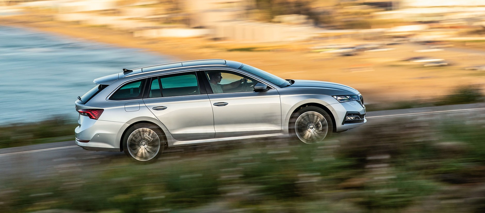 Nowa Skoda Octavia - niebezpiecznie blisko Passata