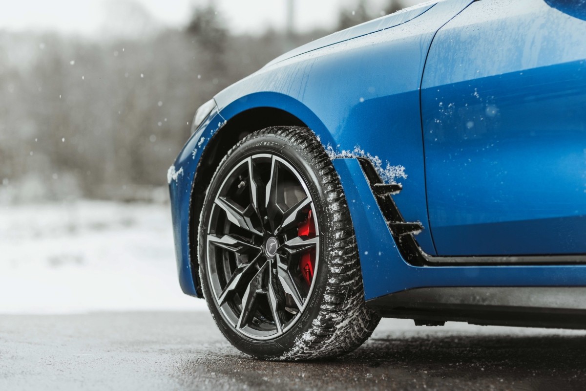 Goodyear UltraGrip Performance 3