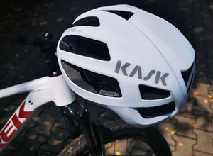 Obowiązkowe kaski na rowerach, hulajnogach i UTO. W ustawie pojawi się nowy zapis