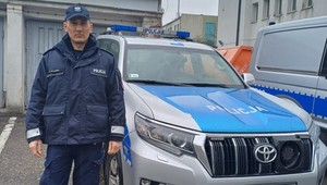 Policjanci uratowali kierowcę tira. Leżał na kierownicy