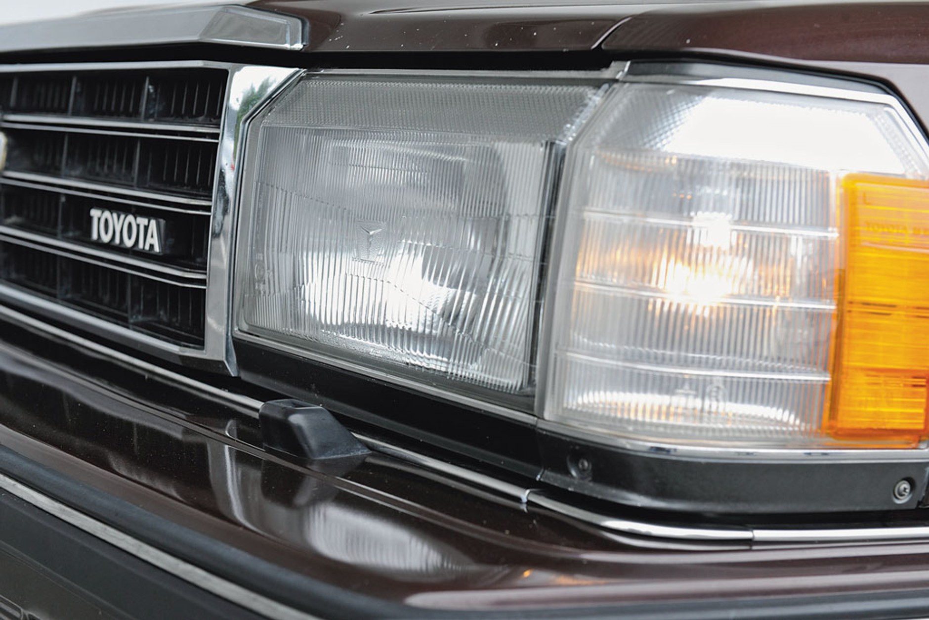 Toyota Crown Super Saloon 2.8i