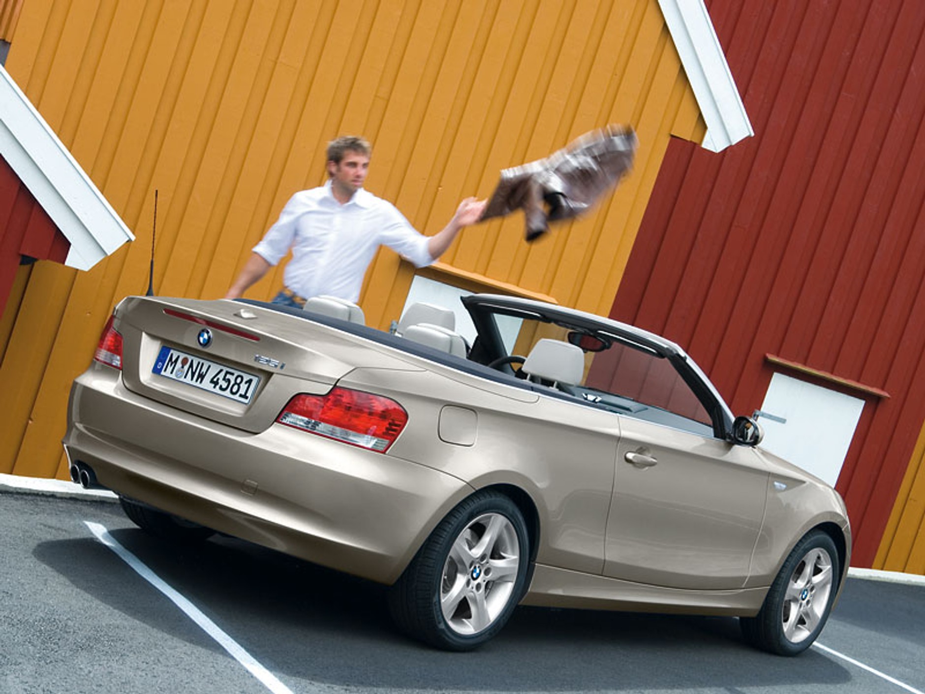 BMW 1 Cabrio: nowe fotografie i oficjalne informacje