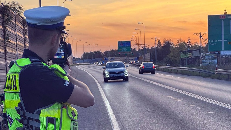 Obraz pochodzący z serwisu https://torun.policja.gov.pl/kb3/informacje/wiadomosci/147758,Podsumowanie-dlugiego-weekendu-majowego-w-regionie.html