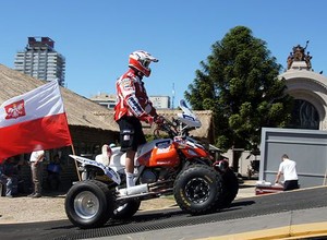 Sonik ze złamaną ręką