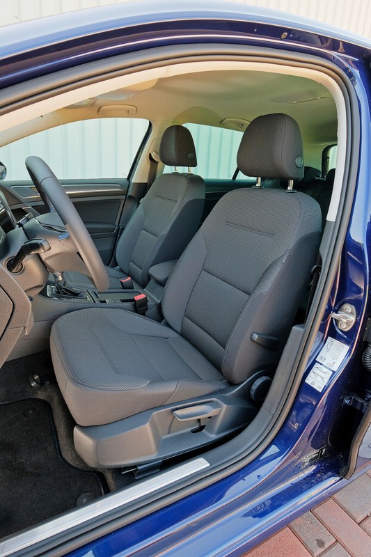 Nissan Leaf i VW e-Golf - porównanie