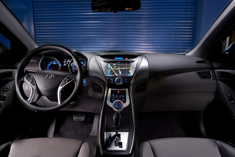Hyundai Elantra jest piękny, tylko i aż