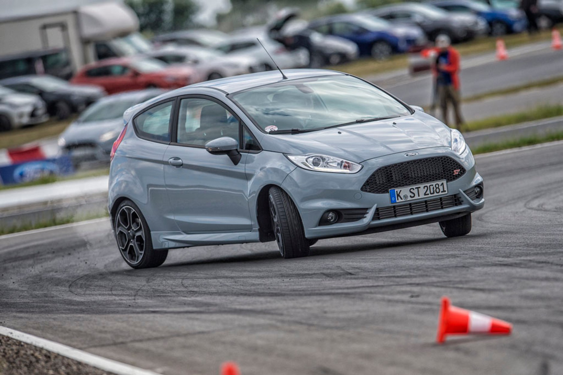 Ford Fiesta ST200 - jeszcze więcej zabawy