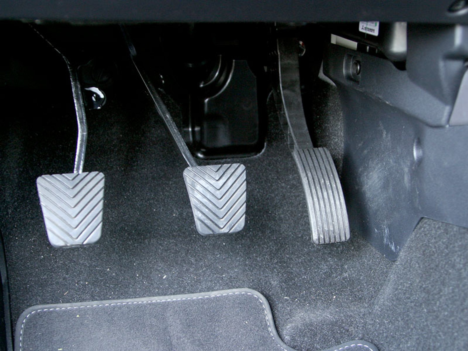 Citroën C-Crosser 2,2 HDI - spełnienie marzeń za 140 tys. zł