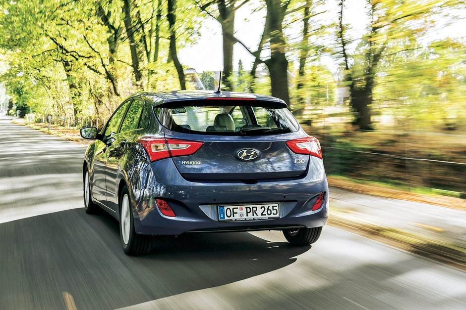 Nissan Pulsar kontra Hyundai i30, Renault Megane i Seat Leon