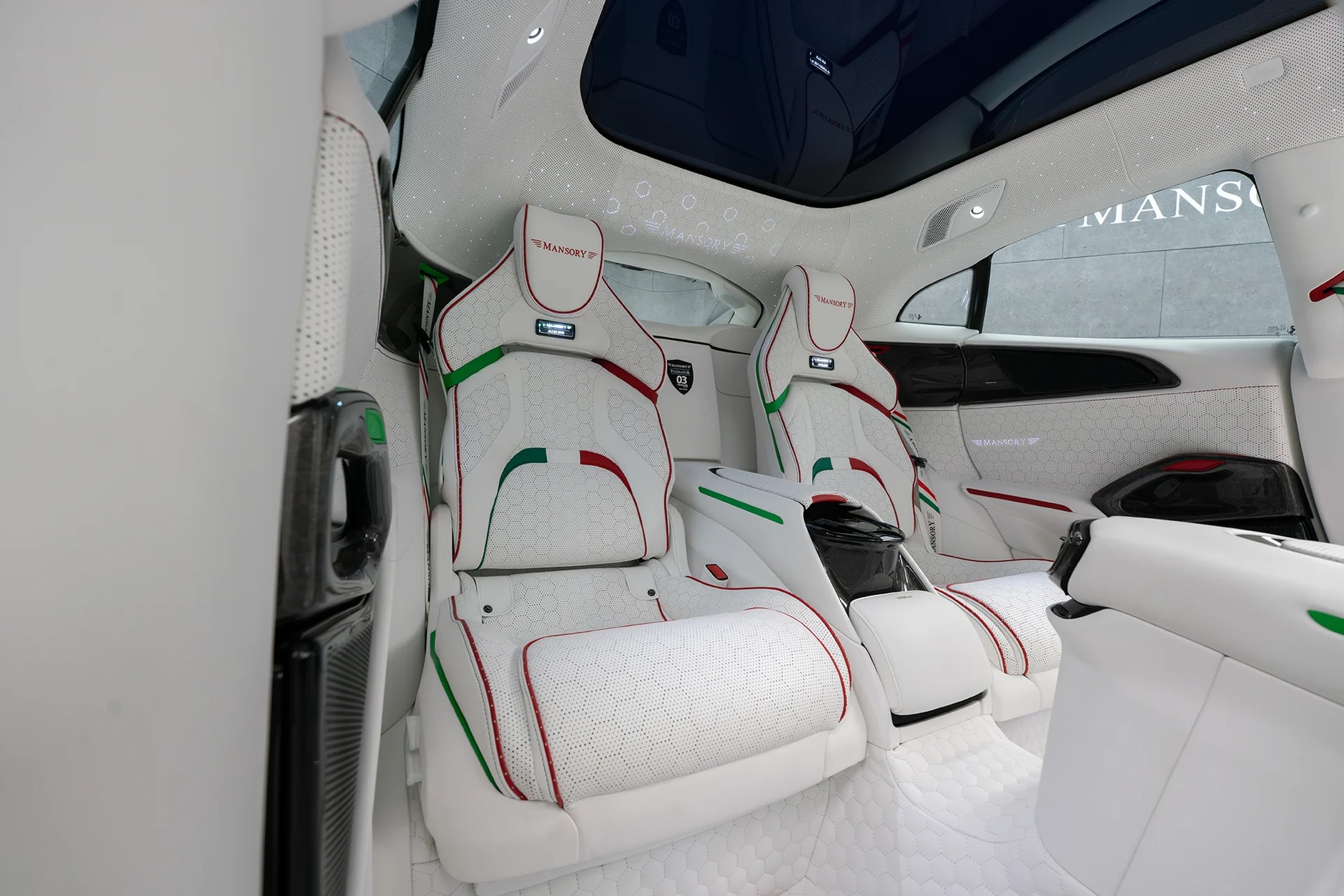 Mansory Pugnator Tricolore