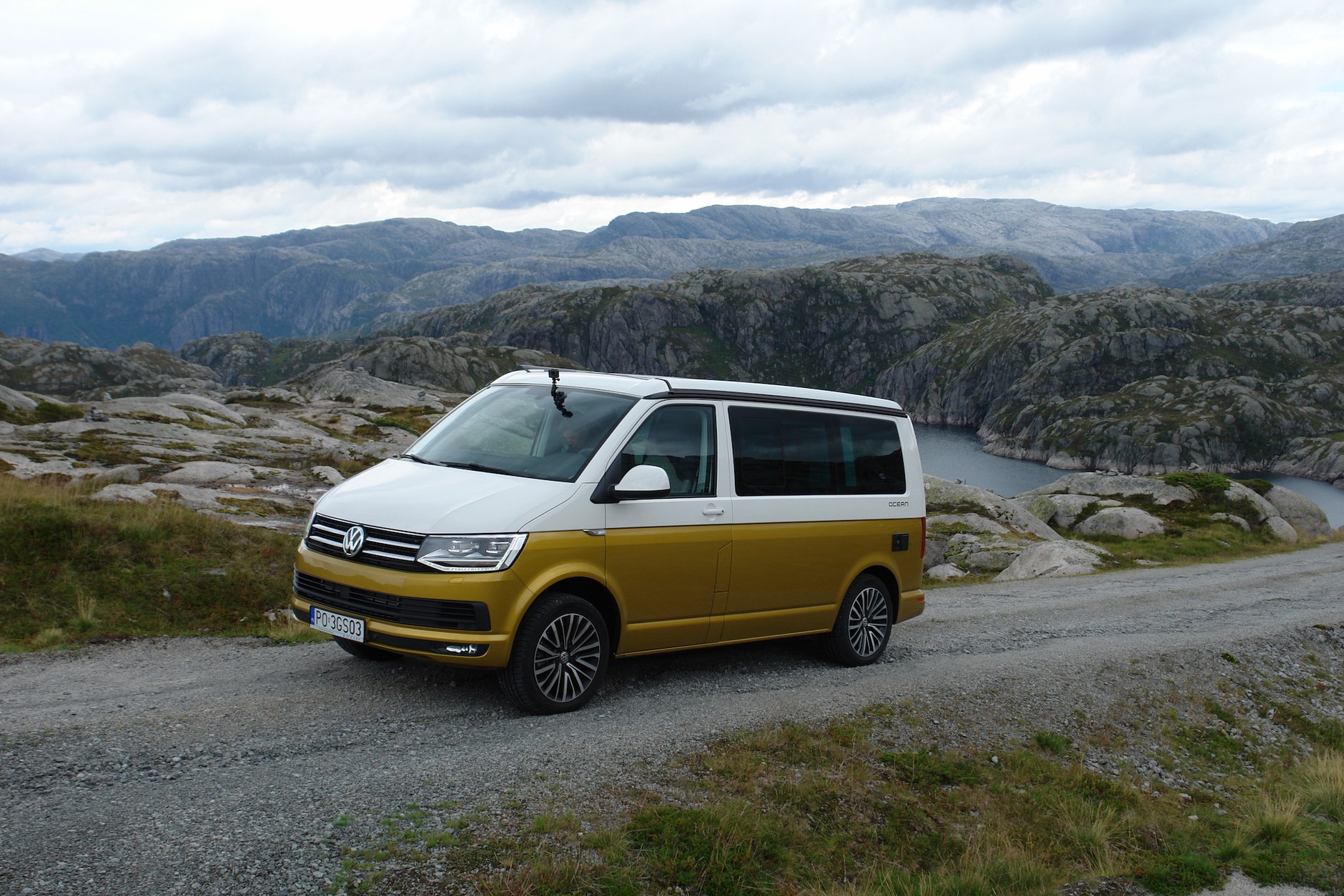 Volkswagen Califroania Ocena w krainie fiordów i trolli