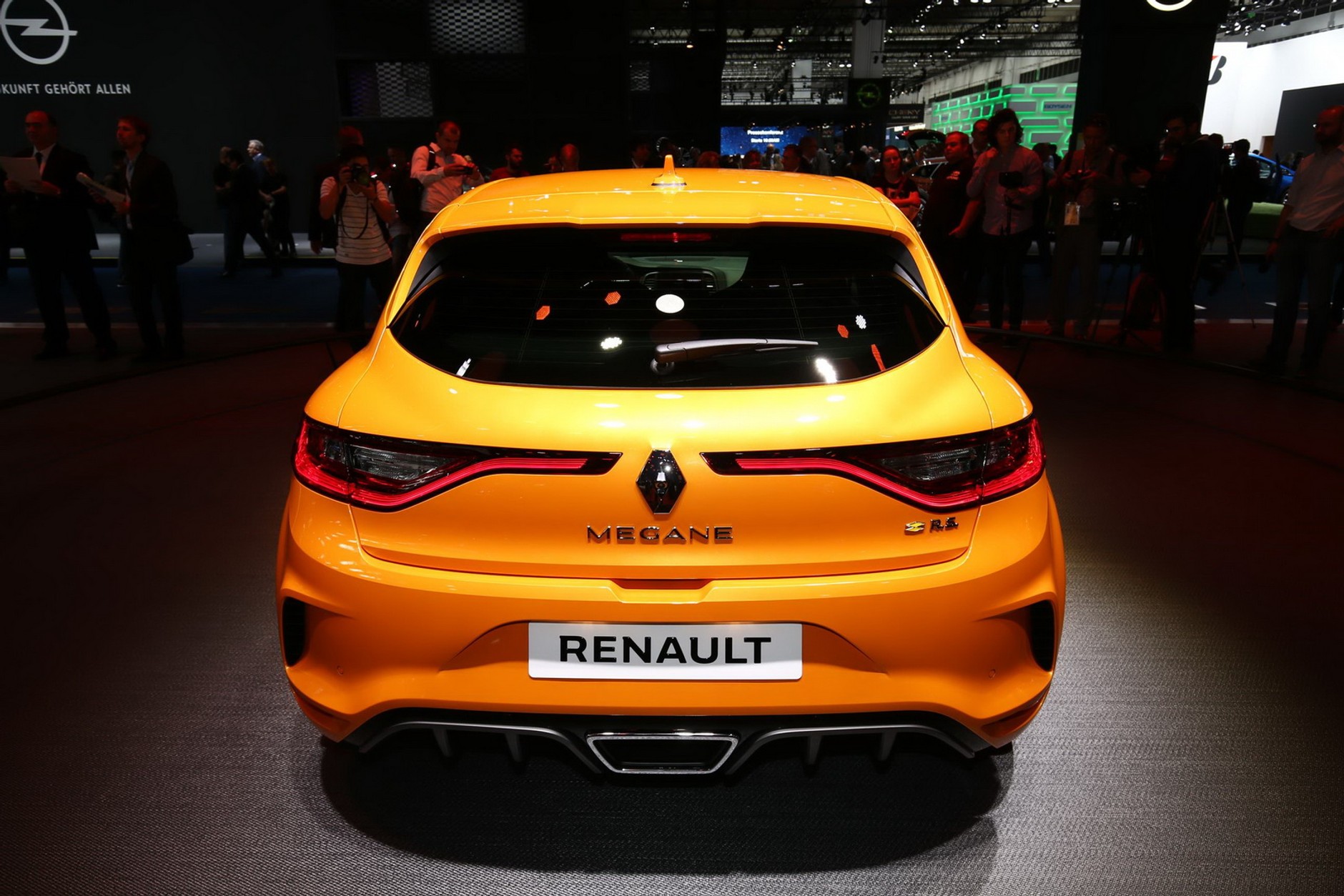 Nowe Renault Megane RS - namiesza w stawce