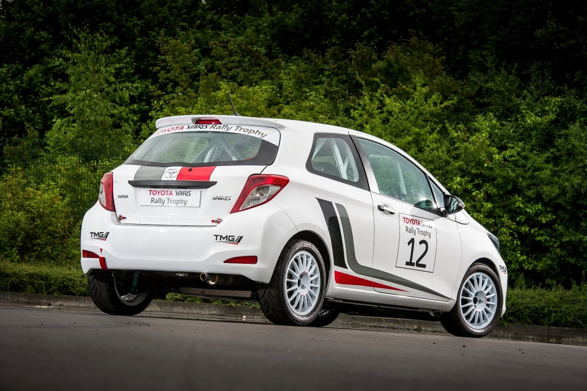 Toyota oficjalnie wraca do rajdów