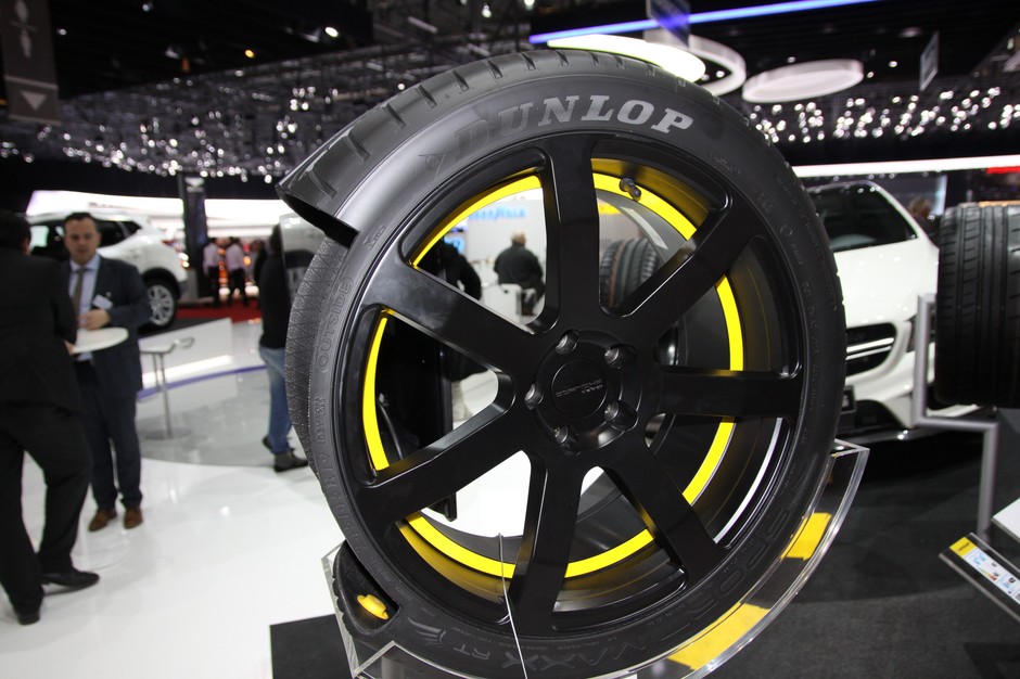 Dunlop SportMaxx RT