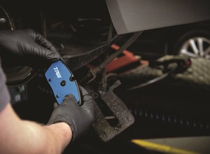 TRW Electric Blue - specjalne klocki do aut elektrycznych i hybrydowych