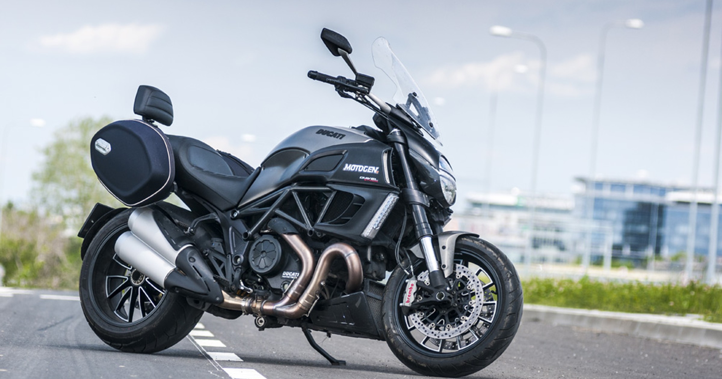Ducati Diavel Strada
