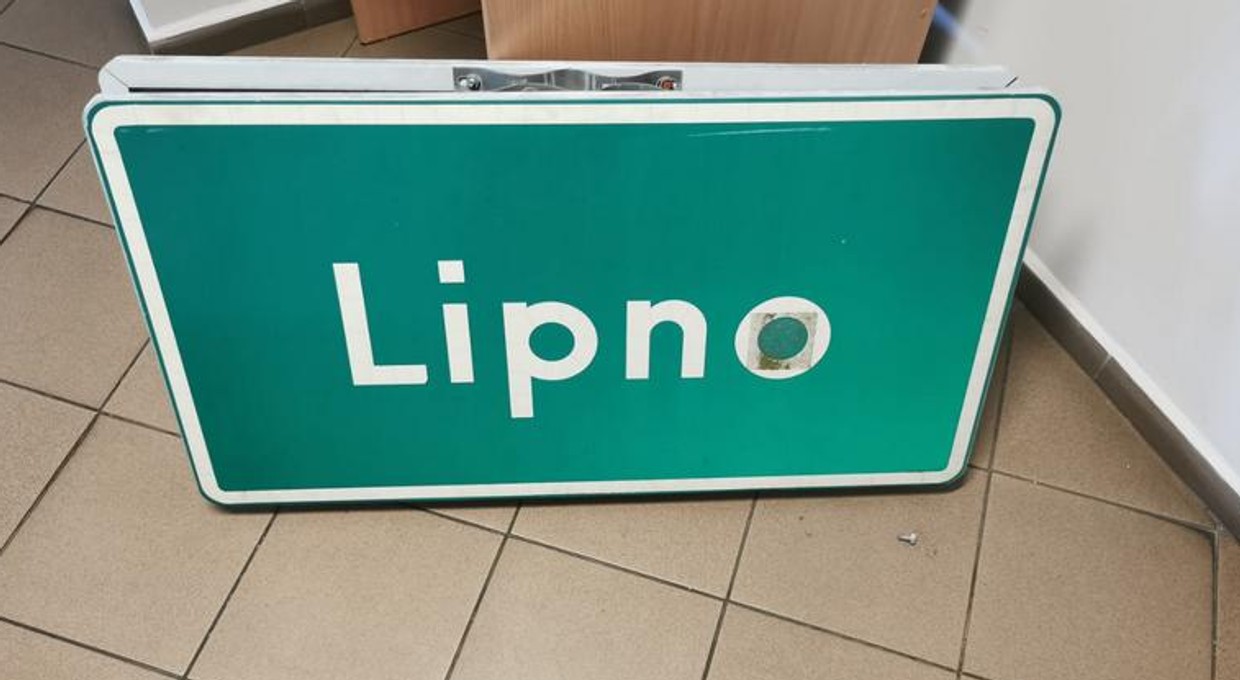 Kradł znaki do pokoju na ścianę. Teraz będzie oglądał ściany celi