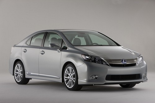 Lexus HS 250H - Oto nadchodzi mistrz oszczędności