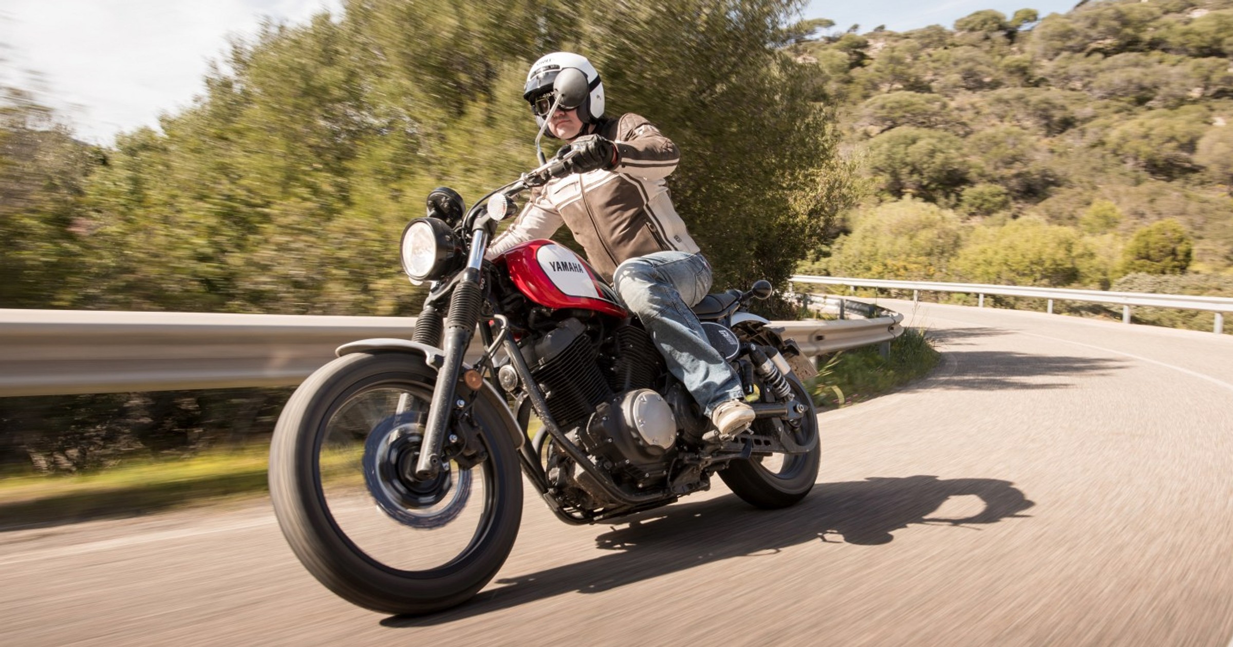 Yamaha SCR 950 w akcji