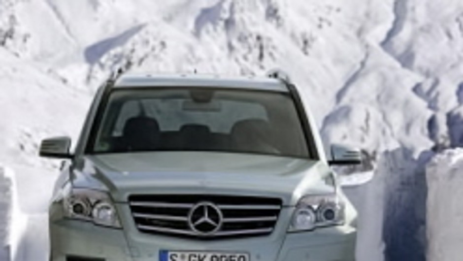 Mercedes GLK 4MATIC: stawia czoła zimowej aurze