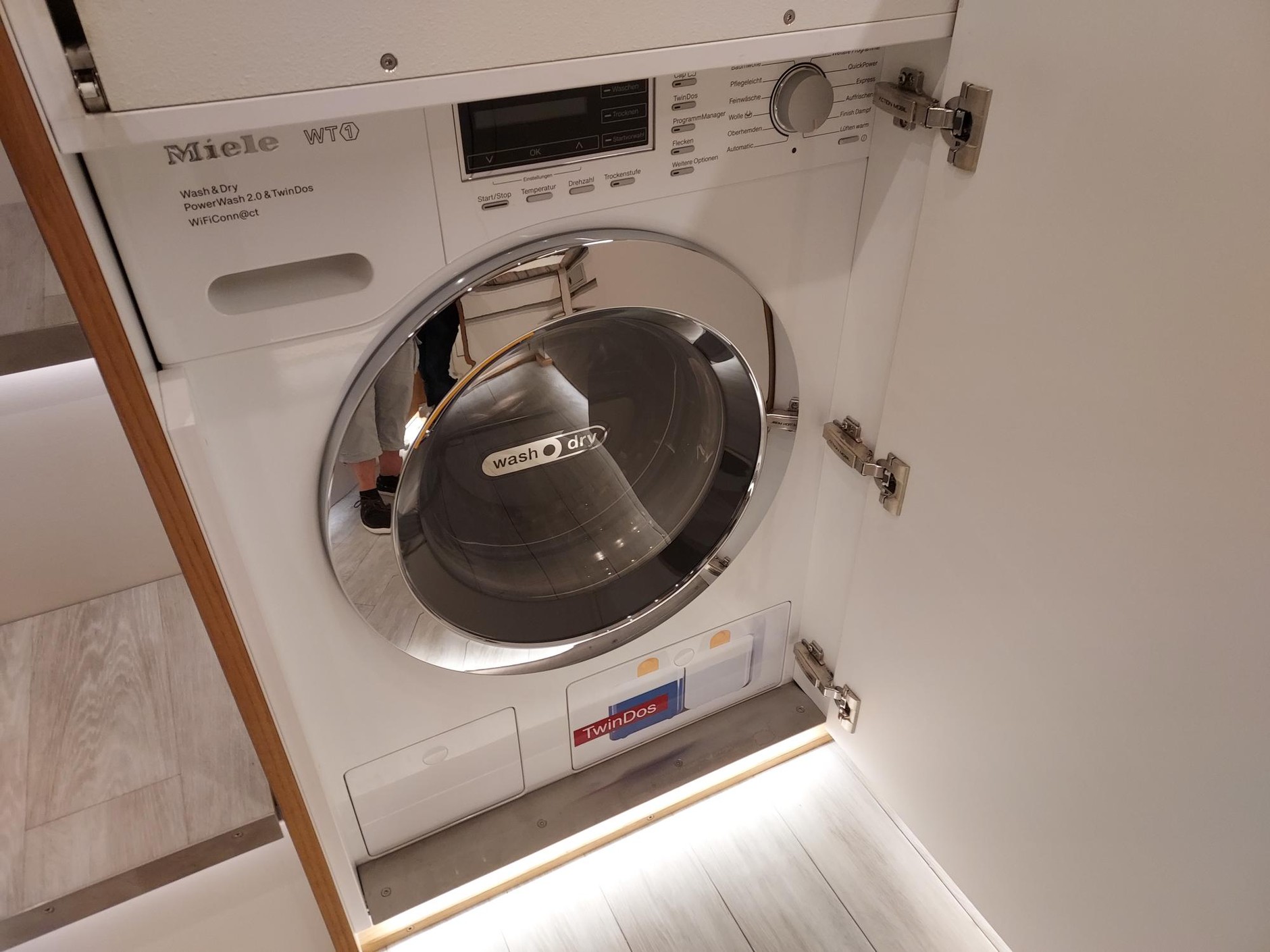 MAN TGS Action Mobil