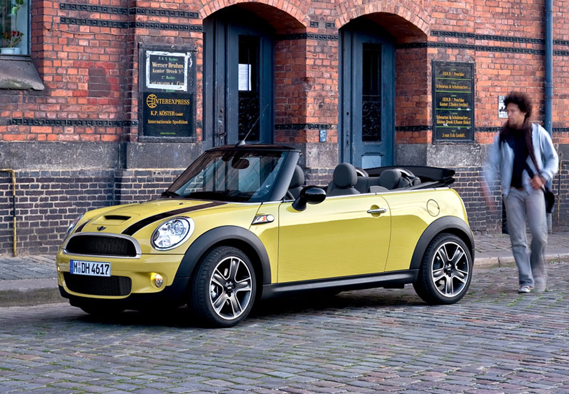 Detroit 2009: premiera światowa Mini Cabrio