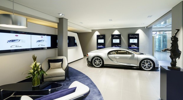 Bugatti wprowadza nowy standard w salonach