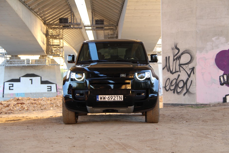 Land Rover Defender 90 V8