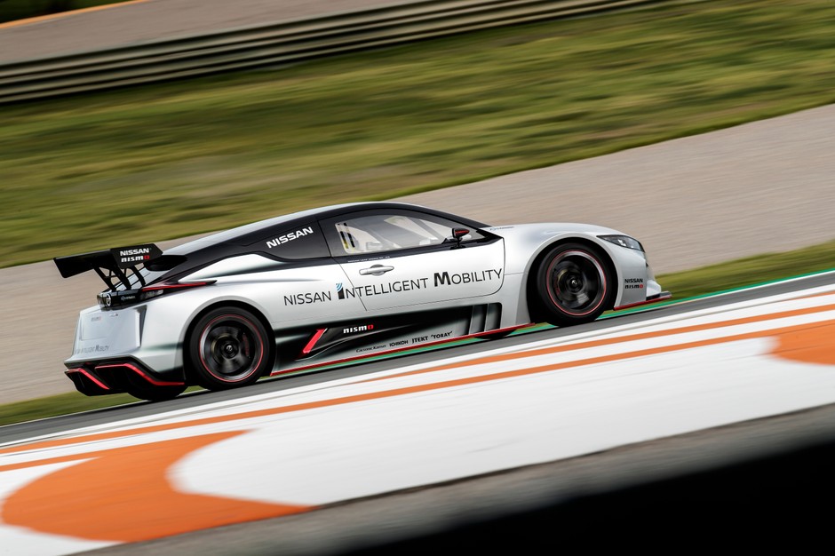 Nissan Leaf Nismo RC