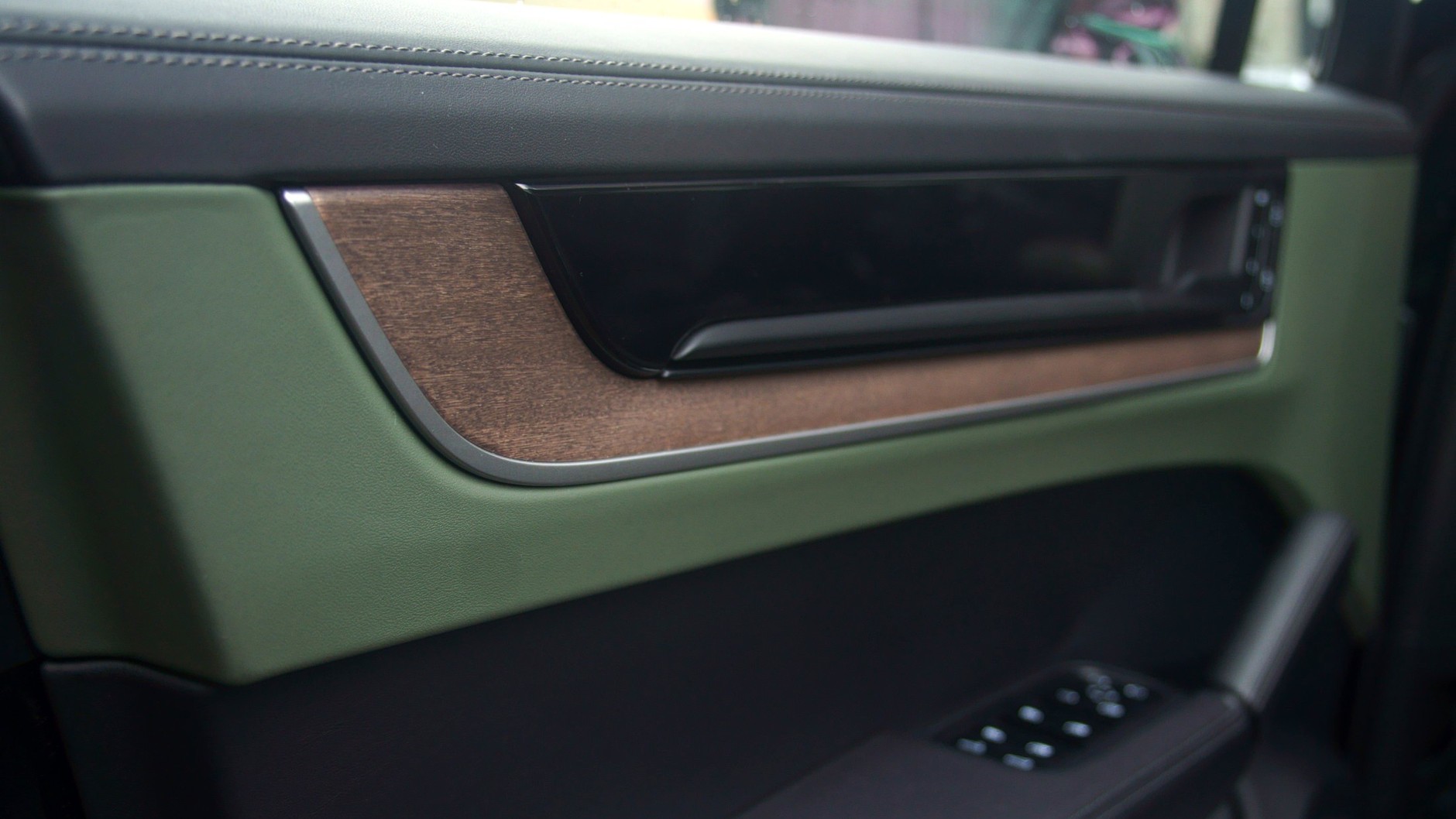 Porsche Cayenne S Coupe