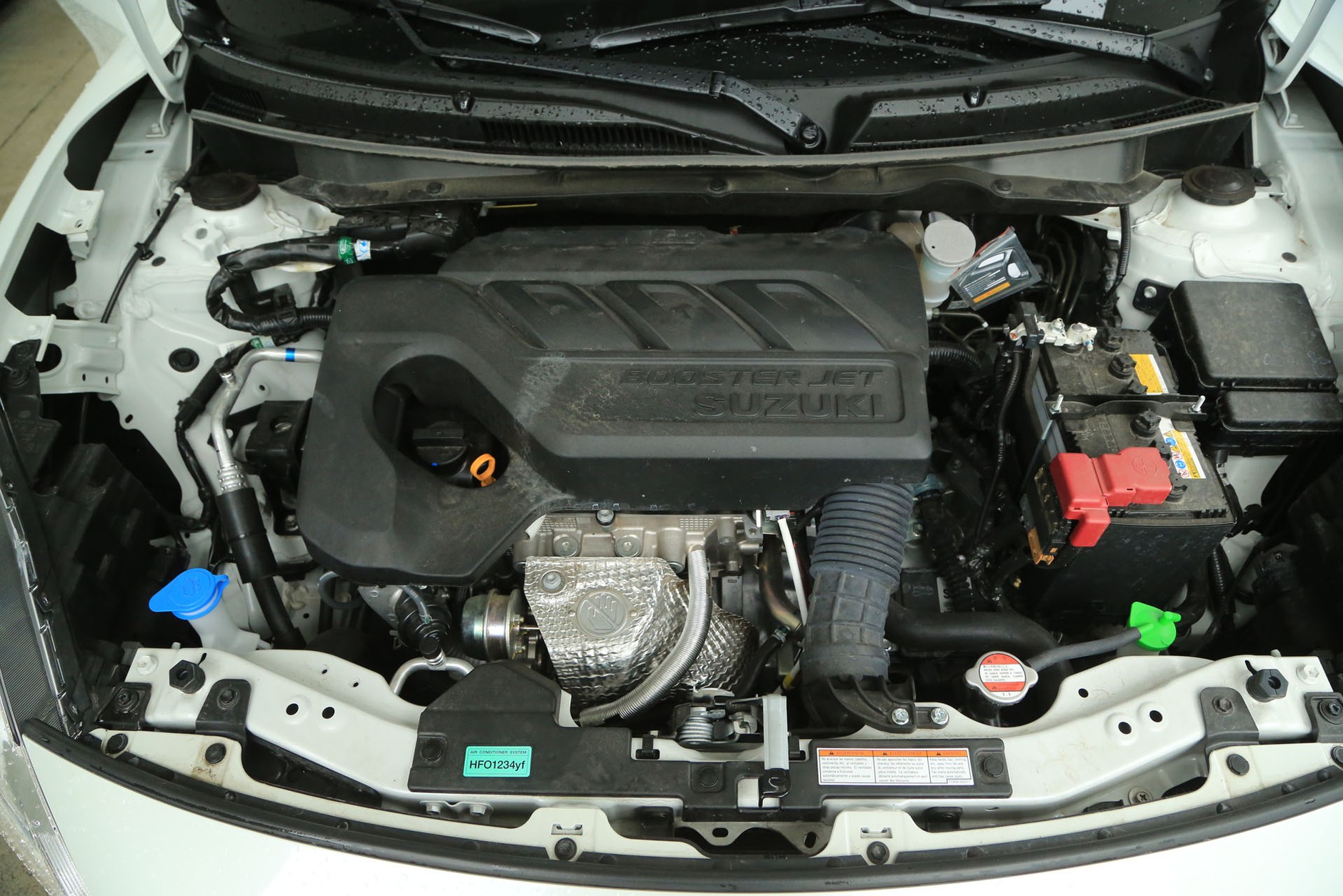Suzuki Swift 1.0 Boosterjet - lekki, szybki, choć za drogi